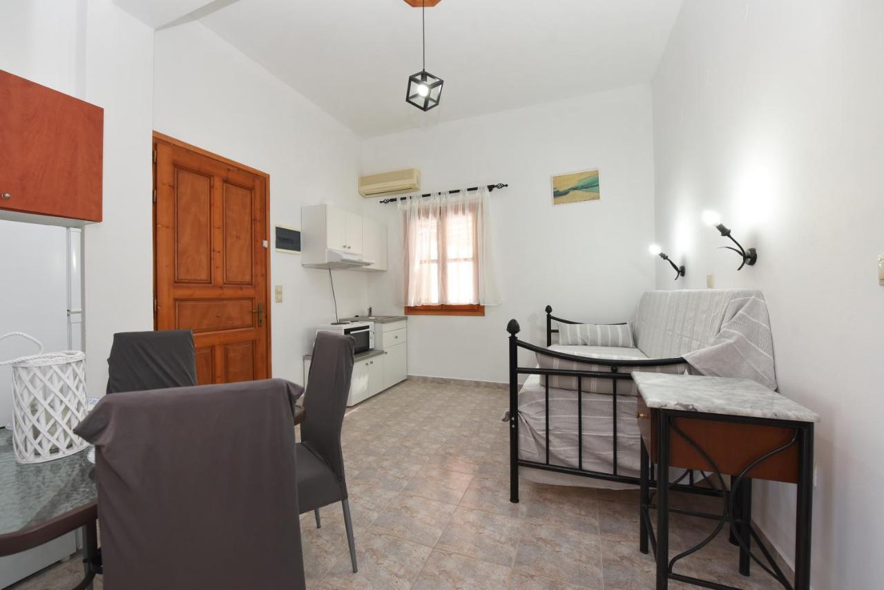 Klotho Apartment Posidhonia  Ngoại thất bức ảnh
