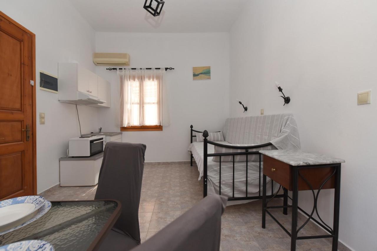 Klotho Apartment Posidhonia  Ngoại thất bức ảnh