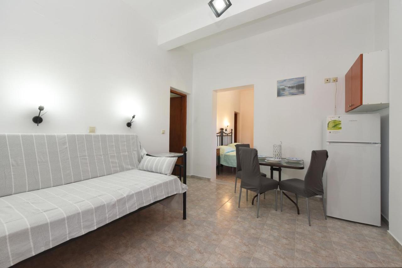 Klotho Apartment Posidhonia  Ngoại thất bức ảnh